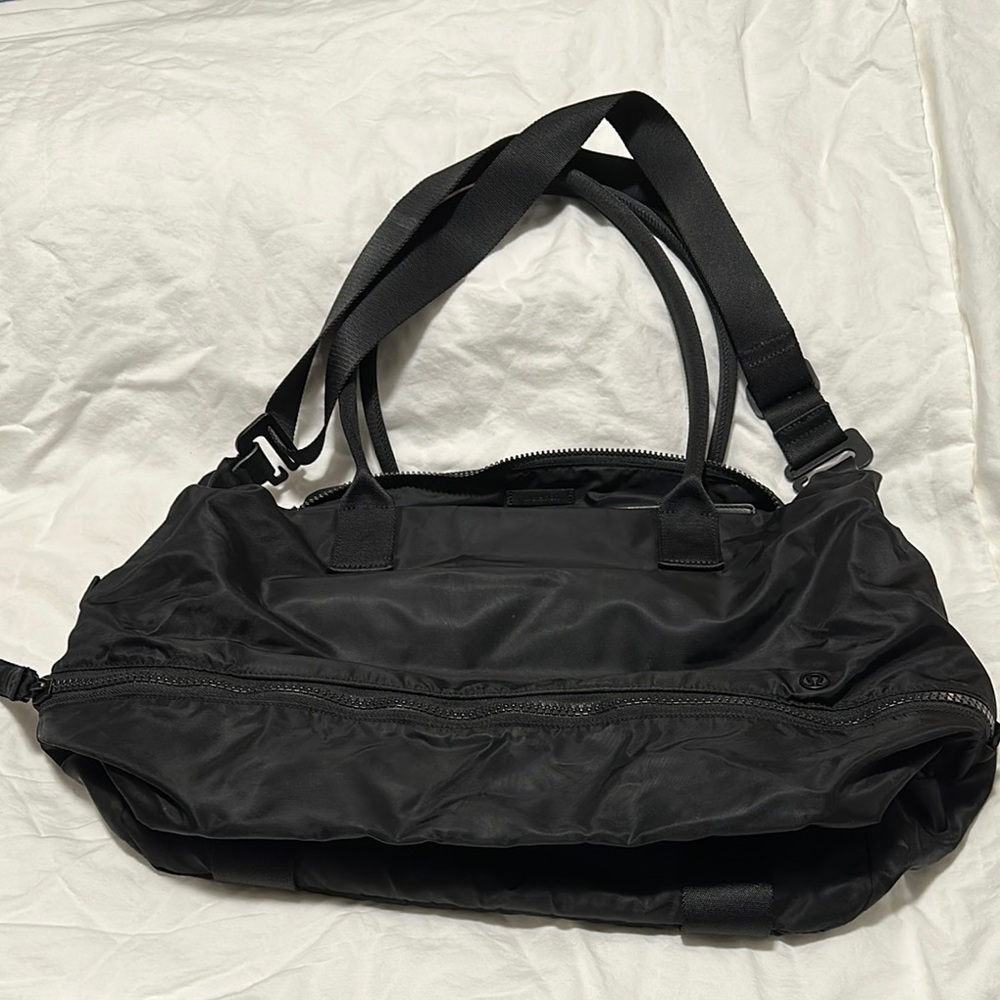 lululemon athletica Black Nylon Duffel Tote - Picture 3 of 9
